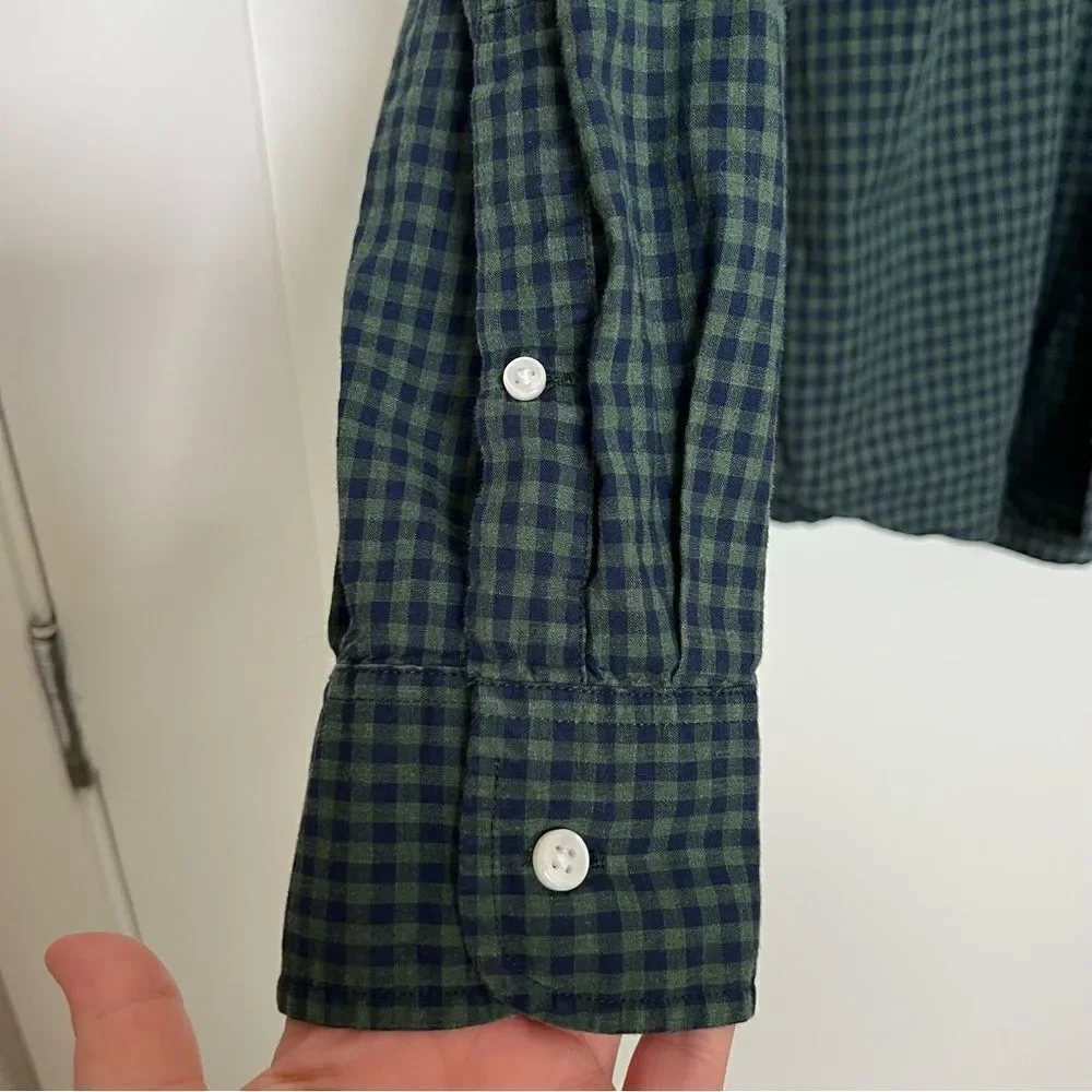 J Crew Shirt Mens Medium Green Blue Button Down Checkered Classic Cotton Preppy